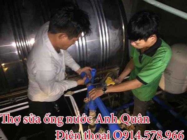 Thợ sửa ống nước tại Hàng Bông