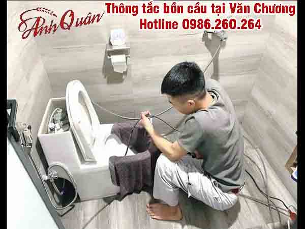 Thợ thông tắc bồn cầu tại Văn Chương